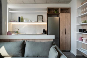 Six On N Apartments - Managed by Propr